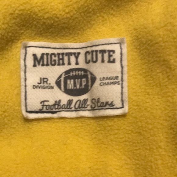 Vest - Picture 2 of 3